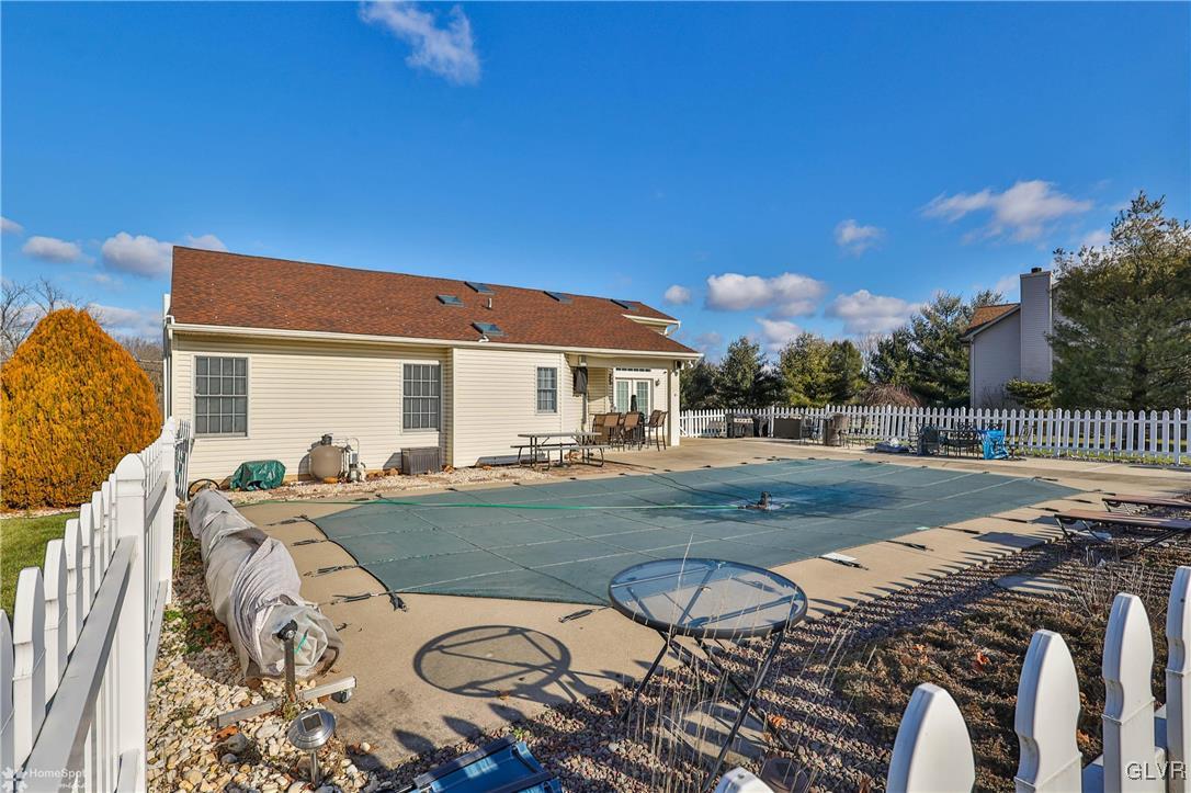 3342 Levans Road