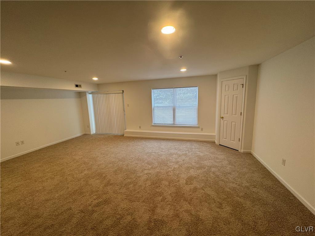 1011 King Way
