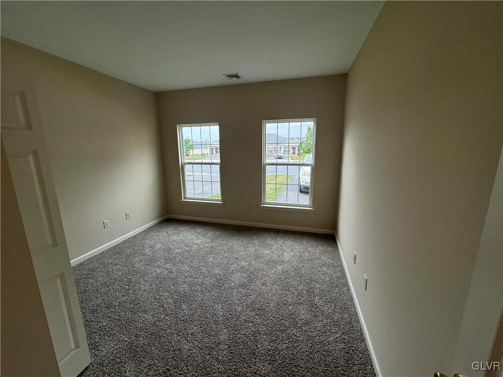 206 Huntington Lane