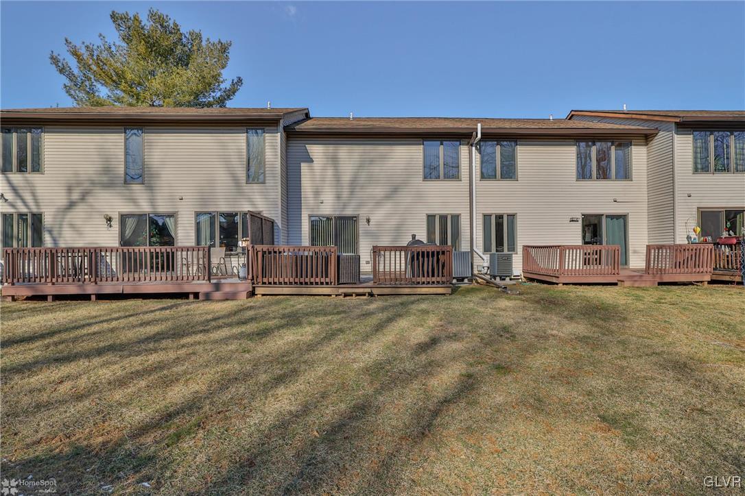 1744 Falcon Drive