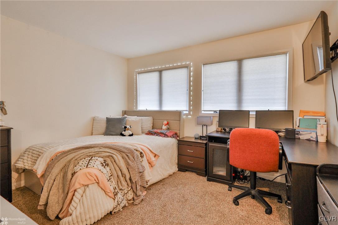 1744 Falcon Drive
