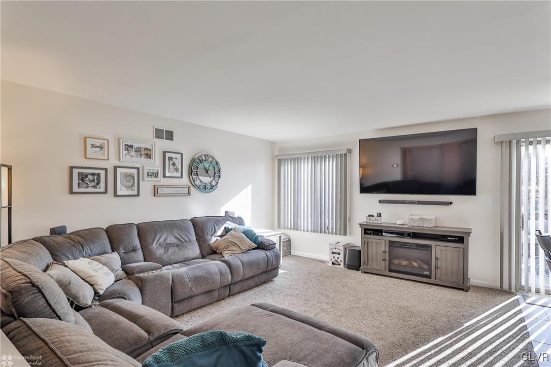 1744 Falcon Drive
