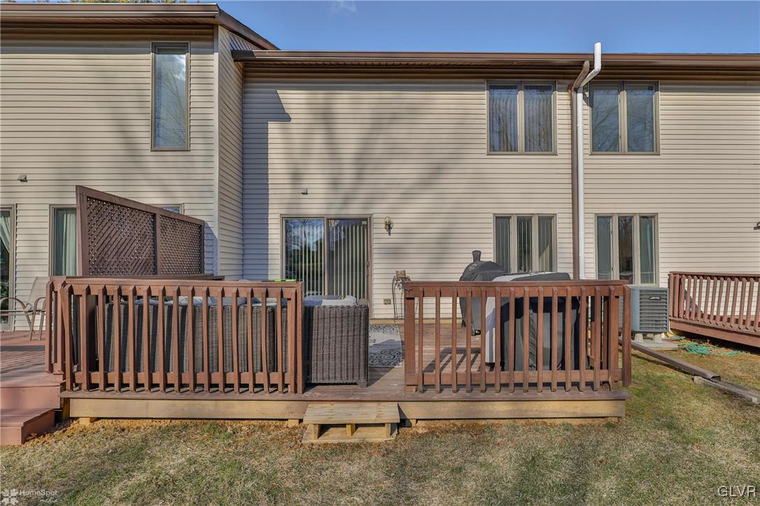 1744 Falcon Drive