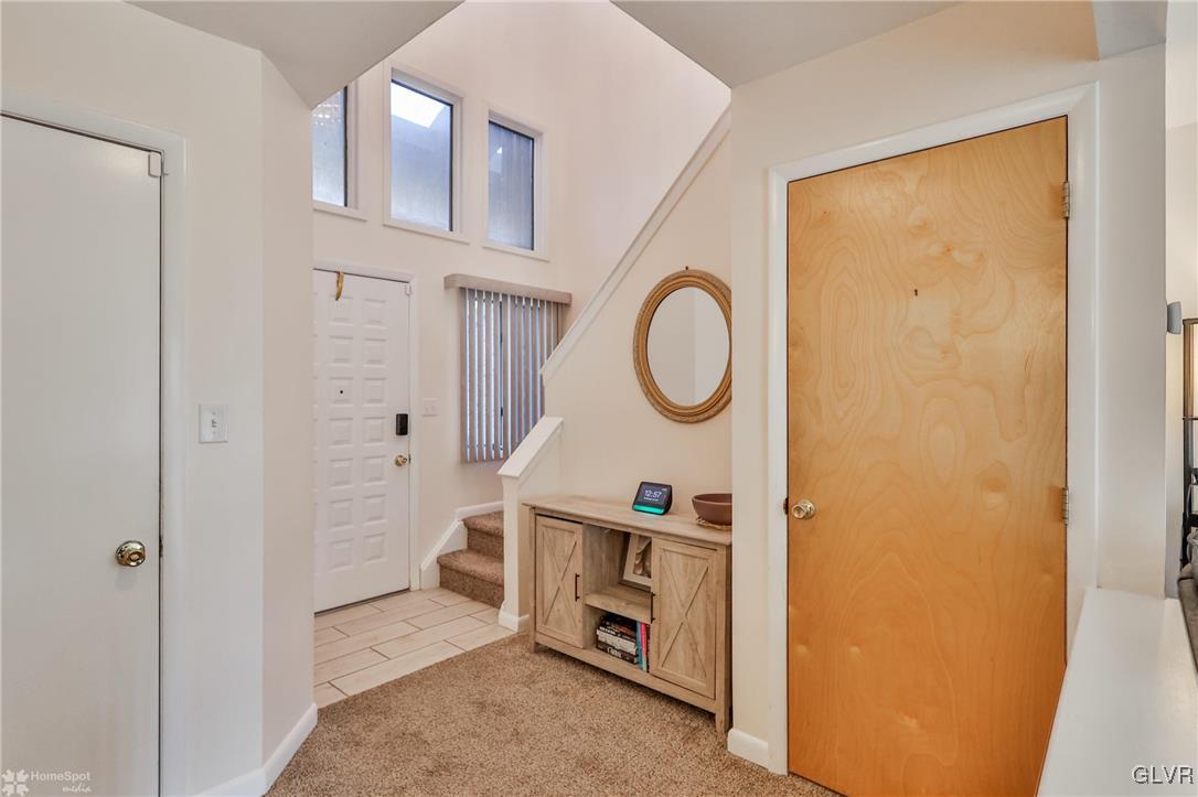 1744 Falcon Drive