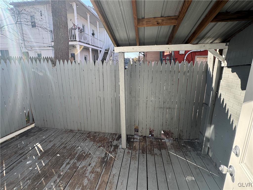 232 North Nagle Street