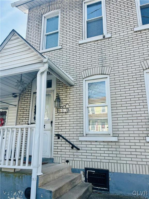 63 West Goepp Street