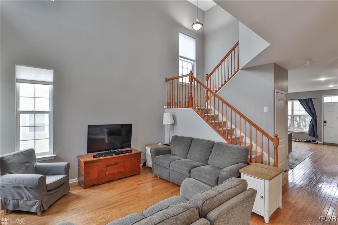 3575 Penfield Way