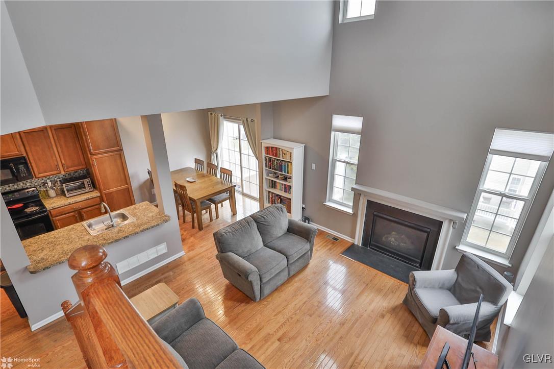 3575 Penfield Way
