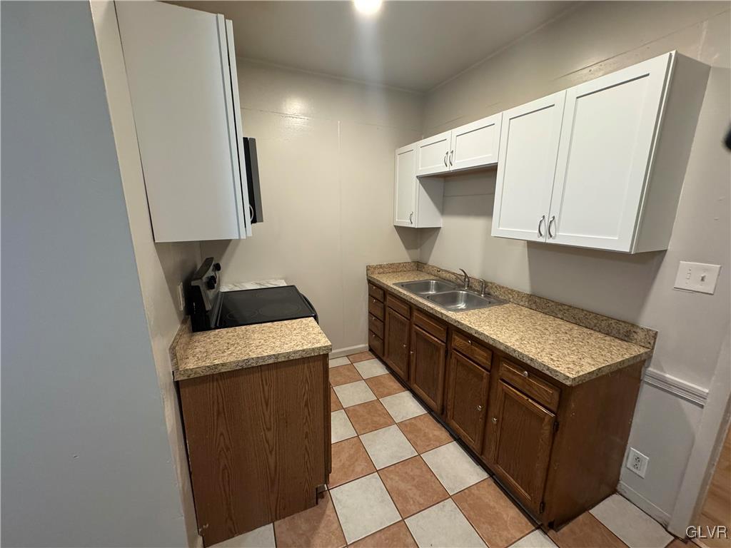 1440 West Linden Street 1