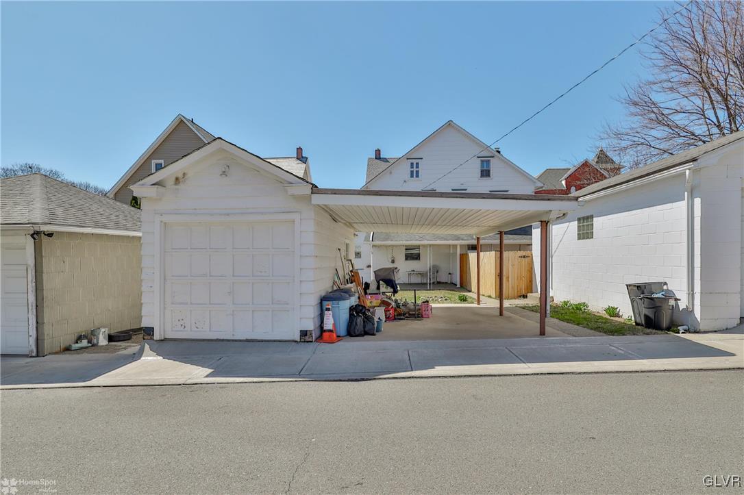 14 B Street