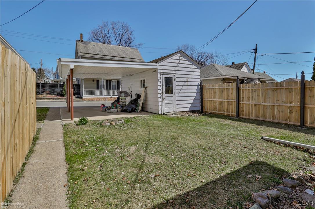 14 B Street