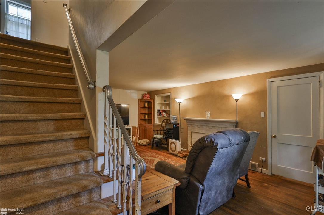 2637 Winston Road
