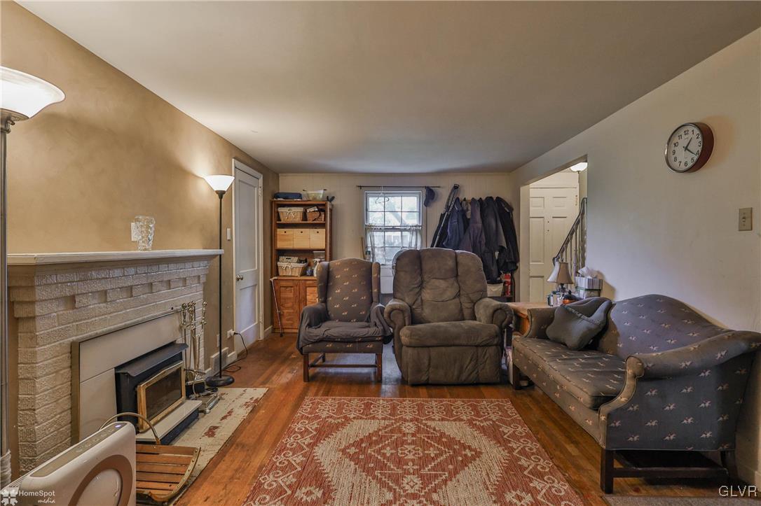 2637 Winston Road