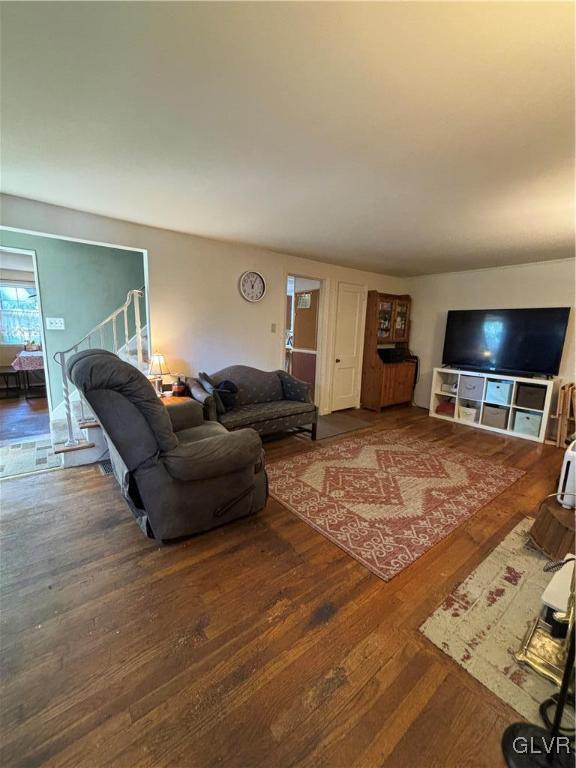 2637 Winston Road