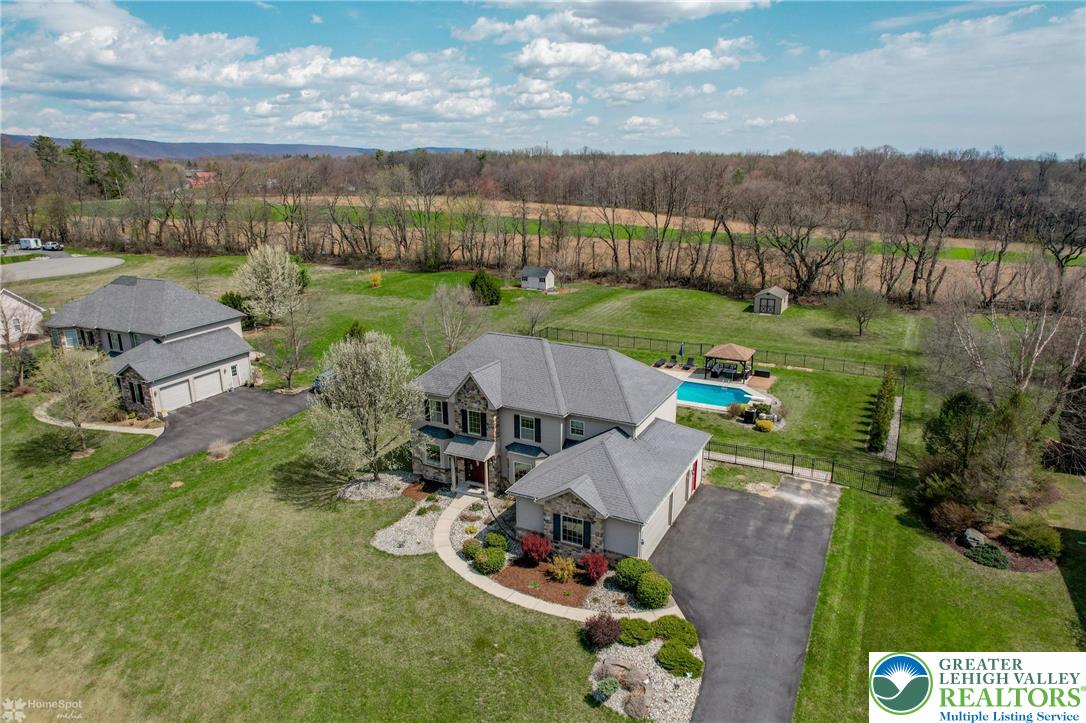 141 Chase Hollow Drive