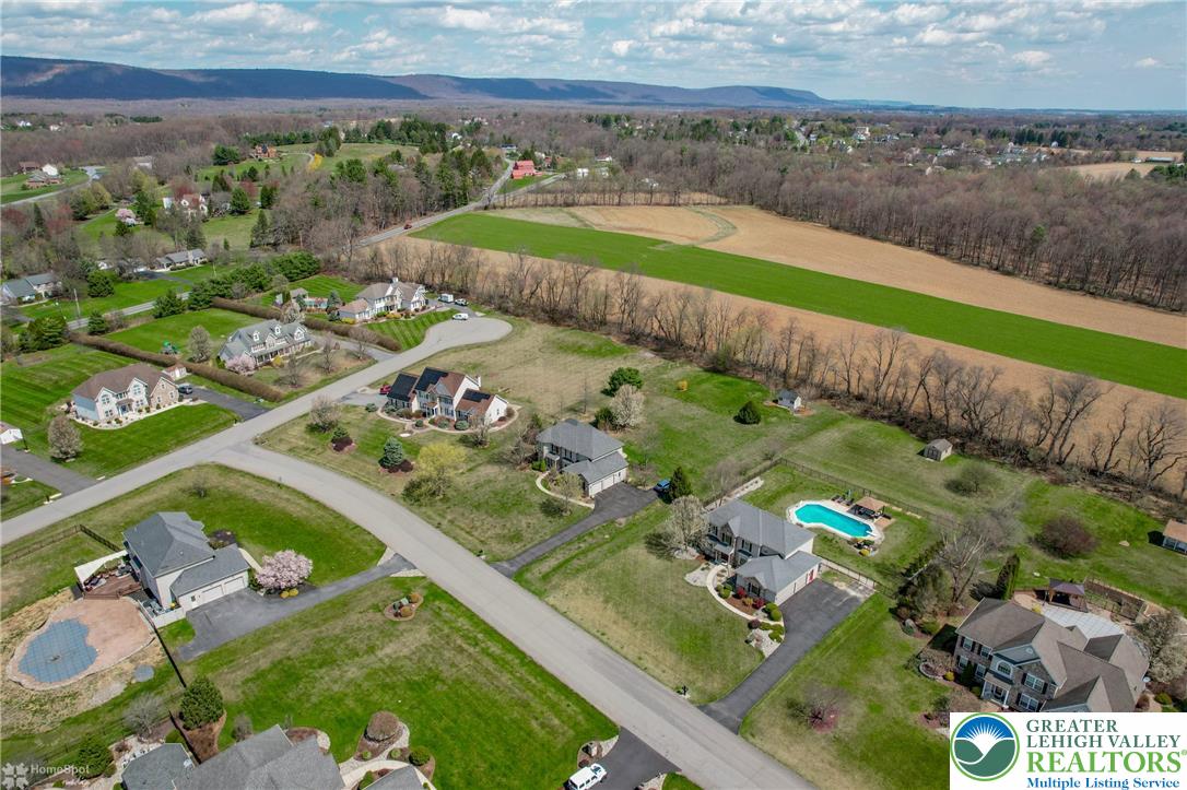 141 Chase Hollow Drive