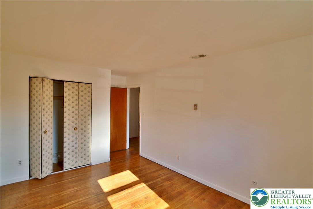 6292 Glen Court