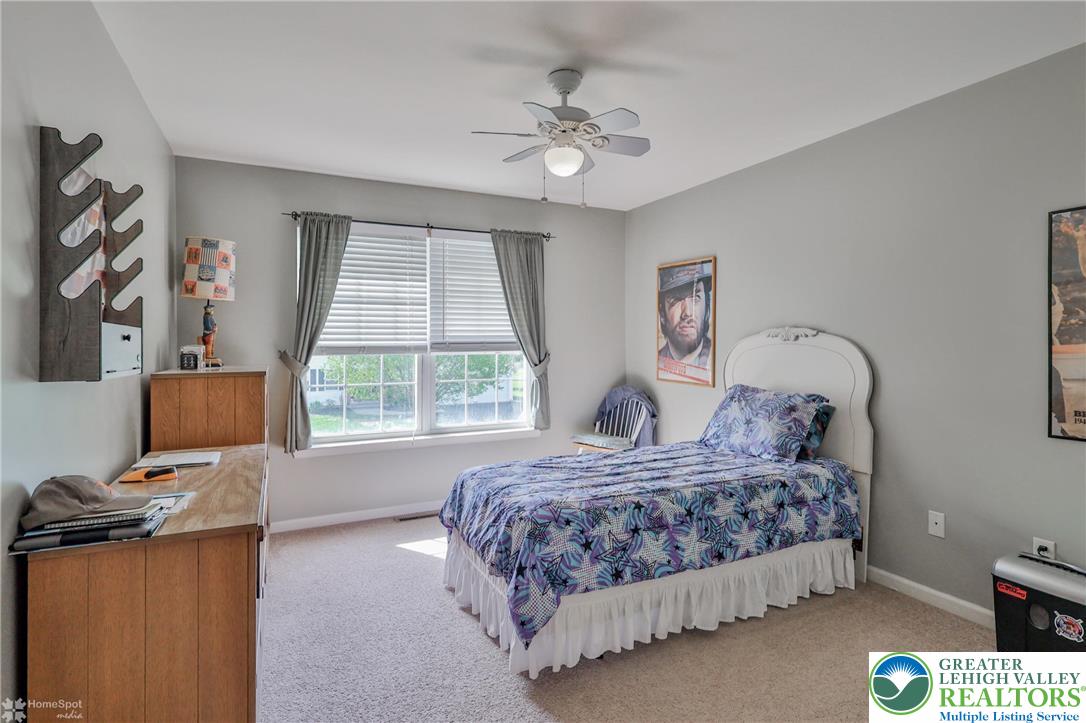 909 Heather Lane