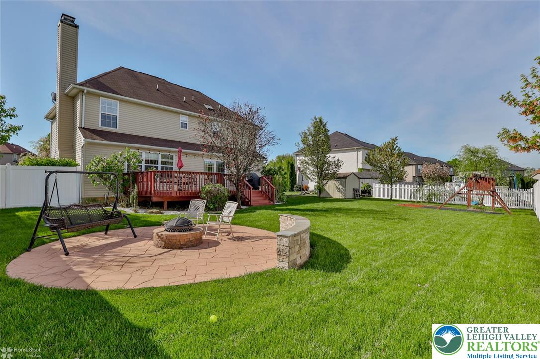 909 Heather Lane