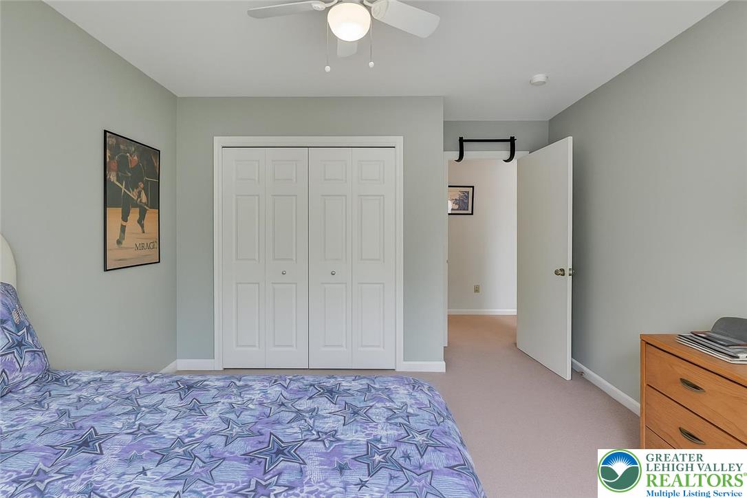 909 Heather Lane