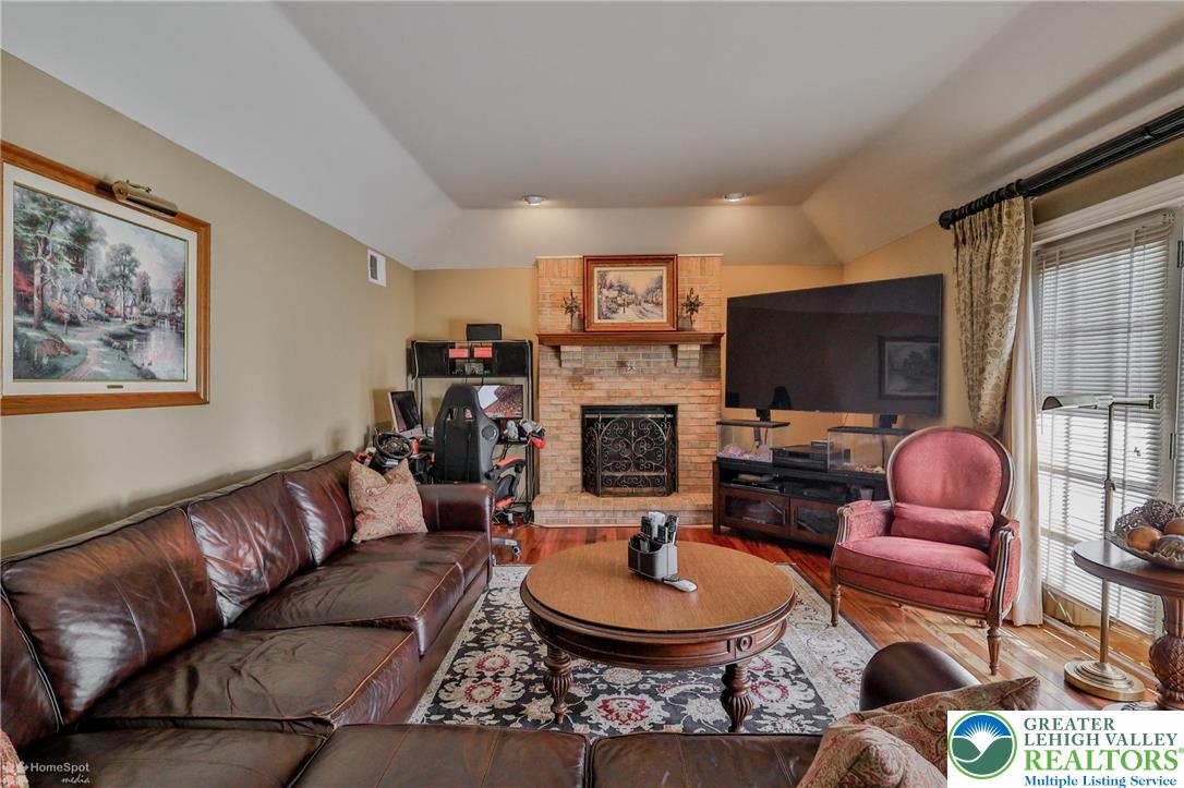 4519 Susan Drive