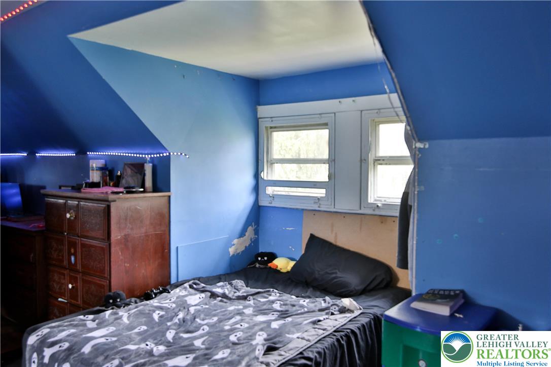 525 6th Street