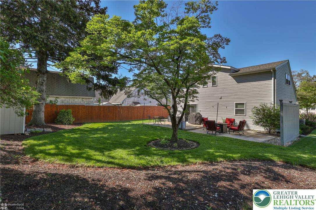 1322 West Rosemont Drive