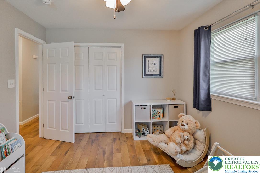 1322 West Rosemont Drive
