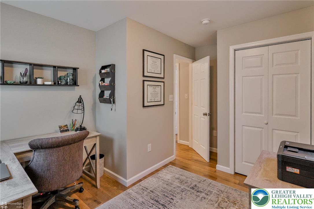 1322 West Rosemont Drive