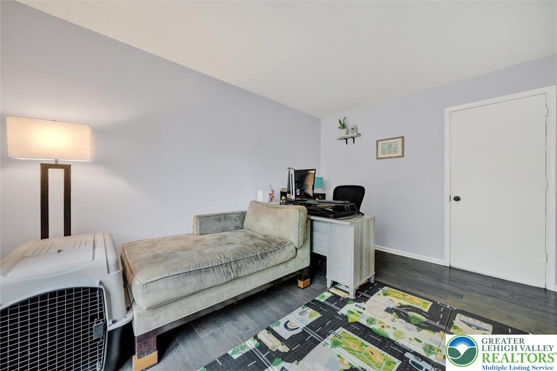 516 Woodbridge Circle