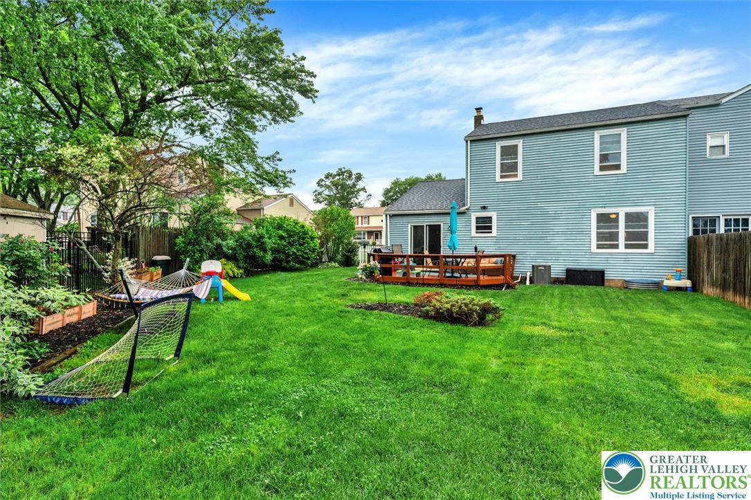516 Woodbridge Circle