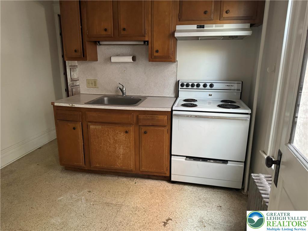 733 North 11th Street 1