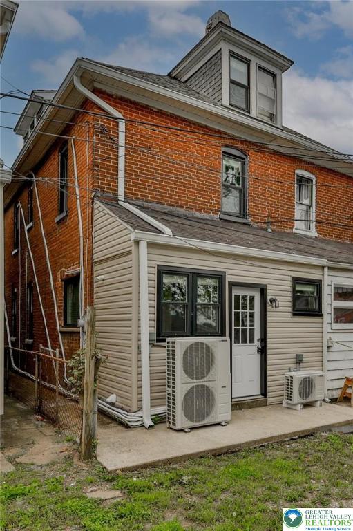 322 Saint John Street