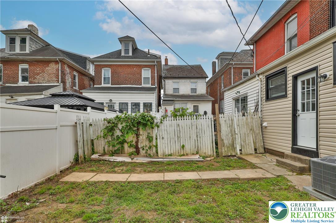 324 Saint John Street