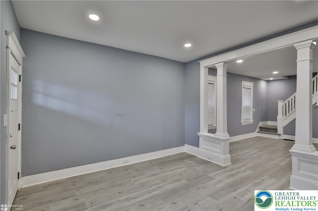 324 Saint John Street