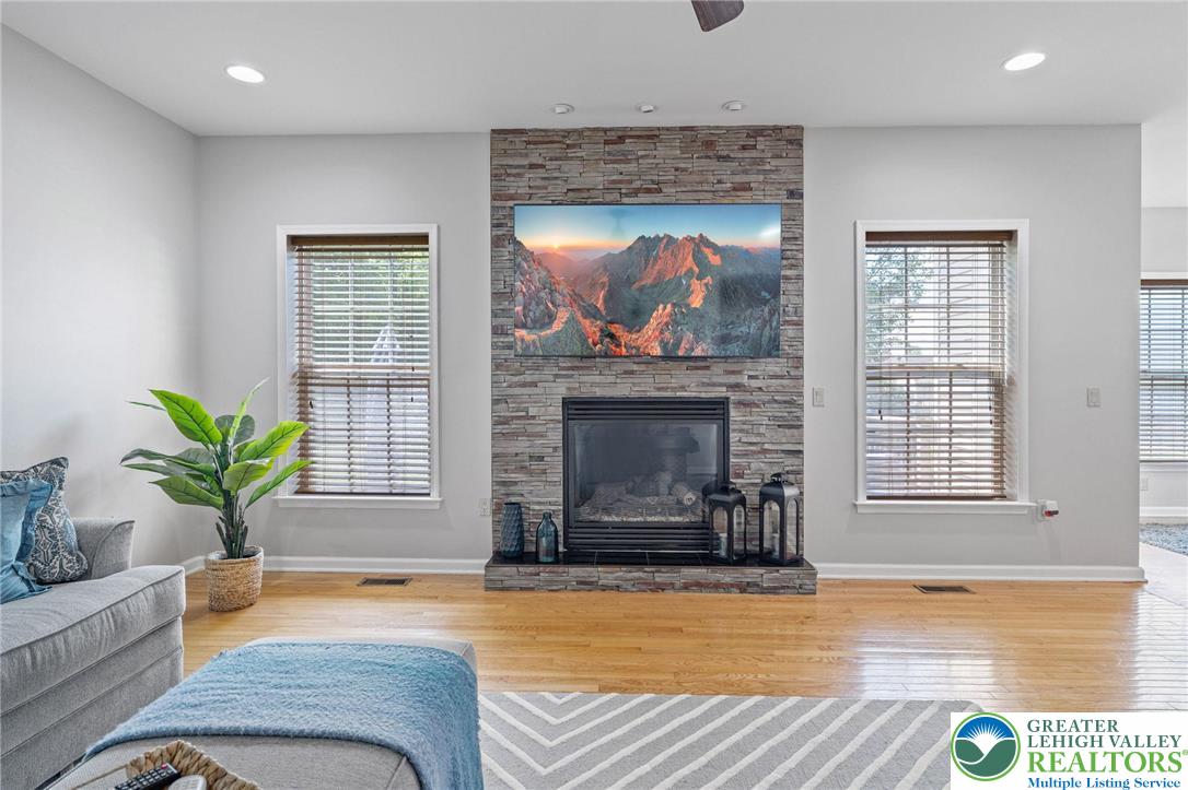 1456 Hennaberry Lane
