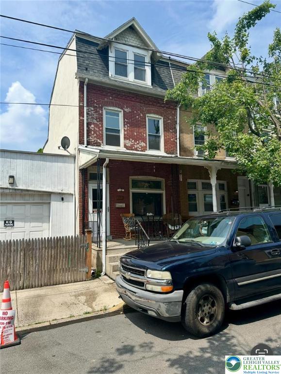 608 Park Street