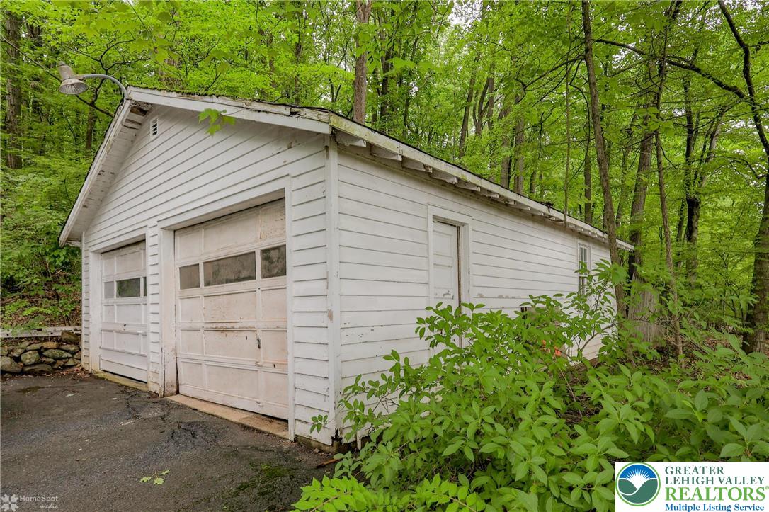 6650 Mountain Road