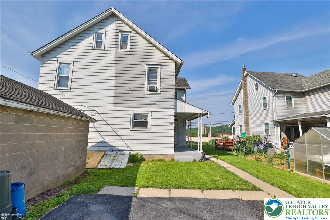 2437 Cherryville Road