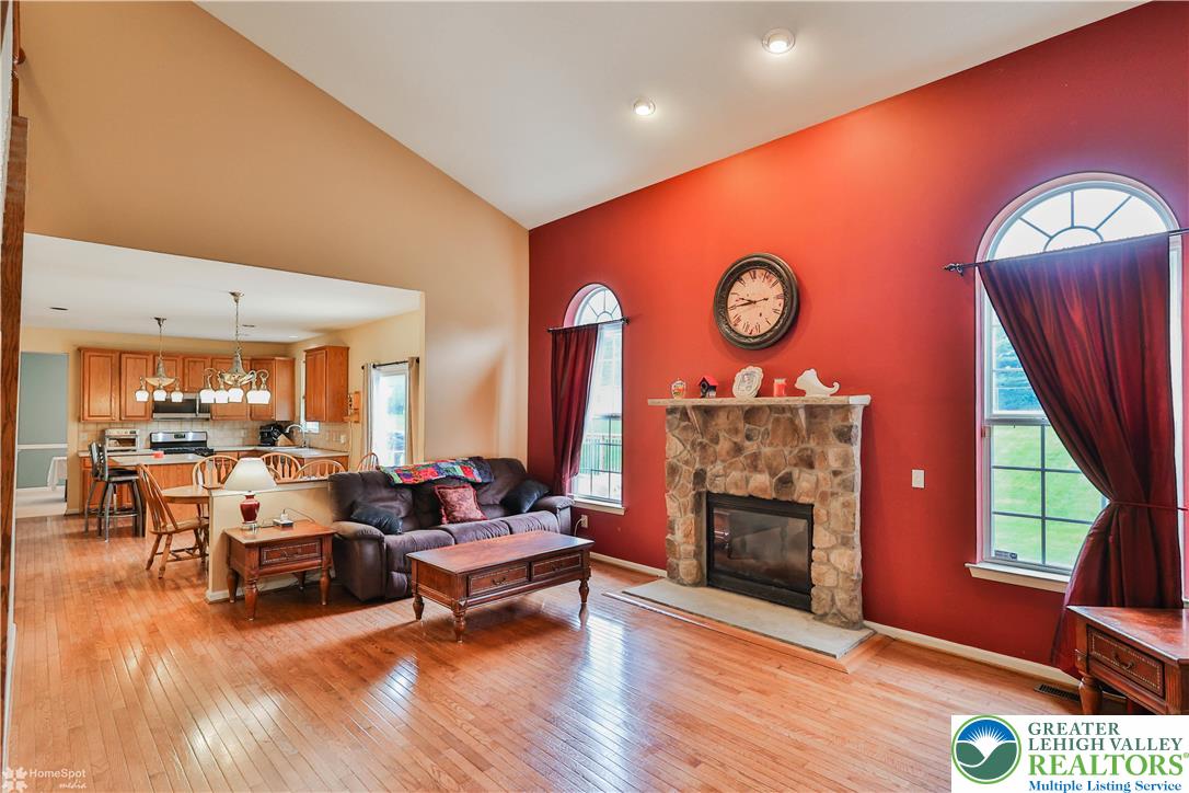 10 Windrift Court