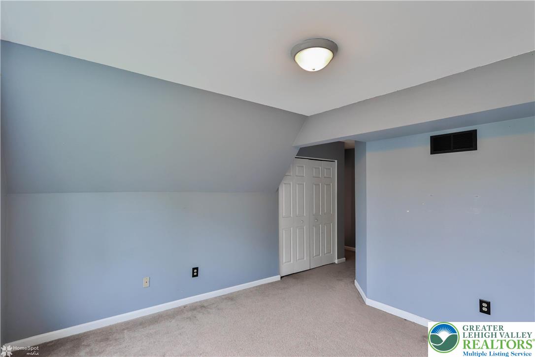 10 Windrift Court