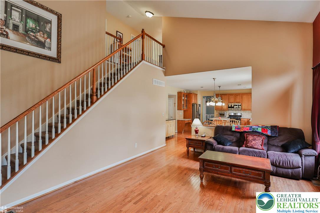 10 Windrift Court