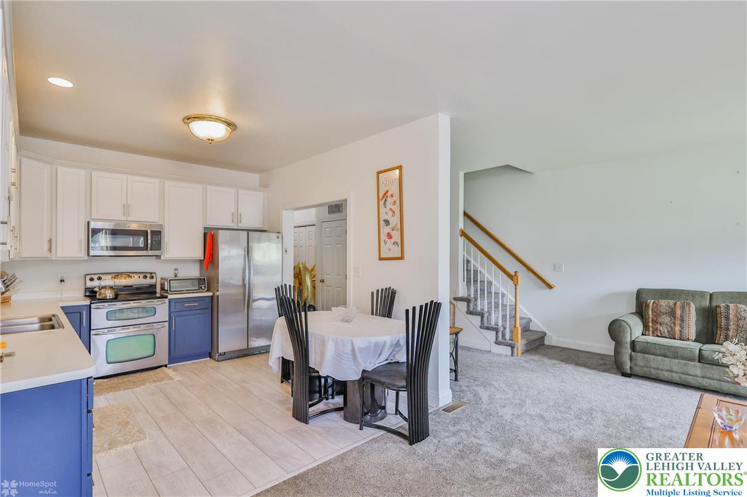 205 Maple Court