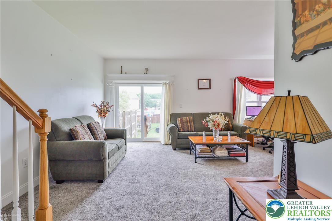 205 Maple Court