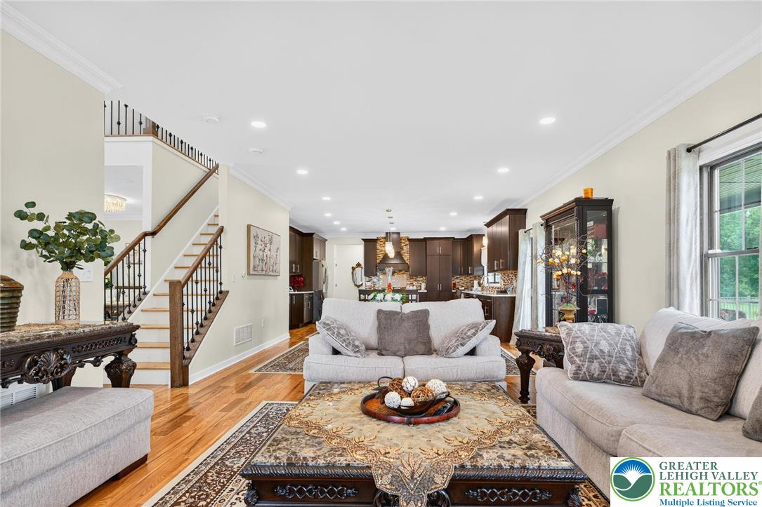 130 Longenbach Avenue