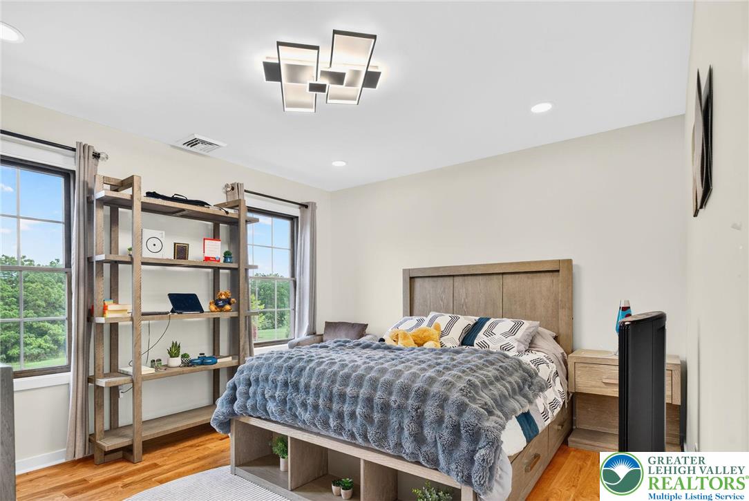 130 Longenbach Avenue