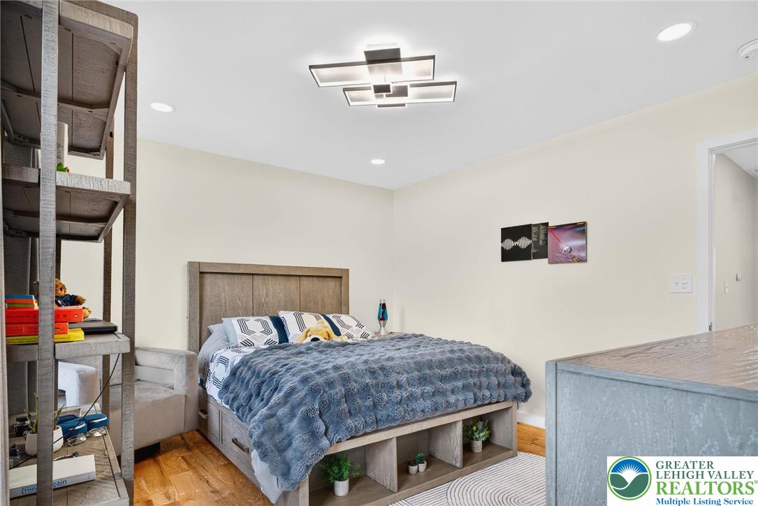 130 Longenbach Avenue