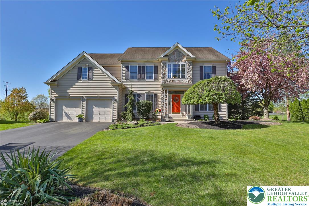 5327 Greenbriar Drive