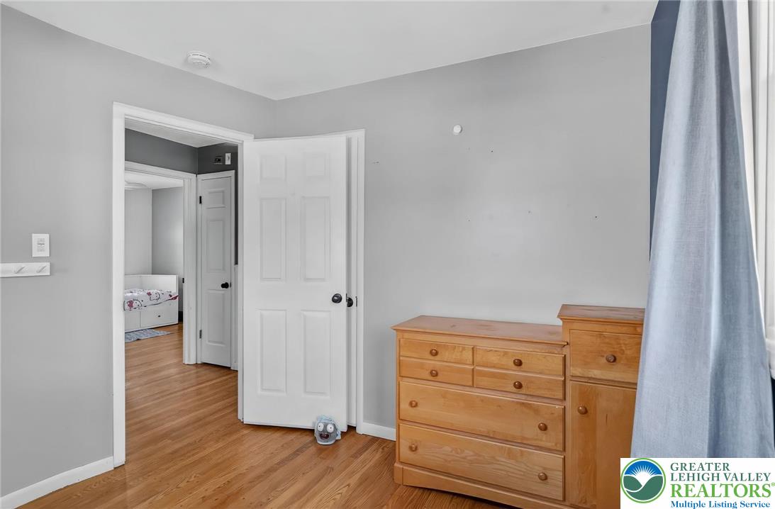 2913 Hay Terrace