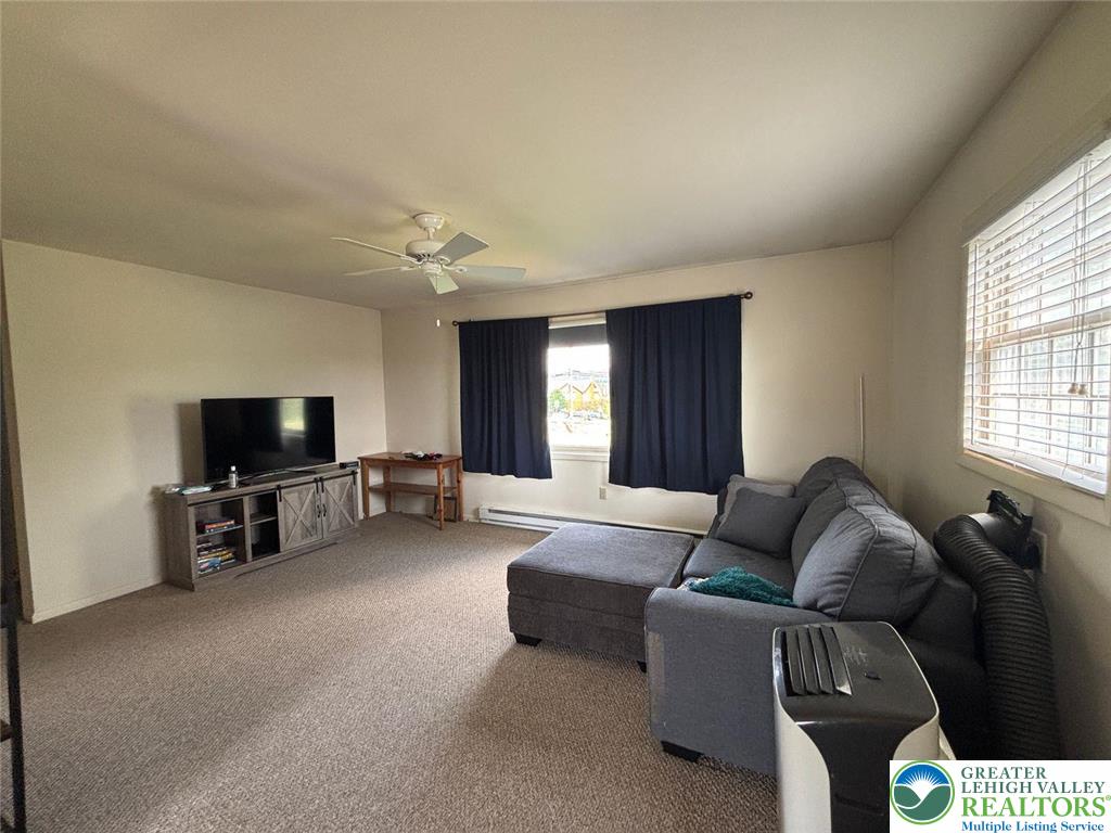 1092 Pohopoco Drive 2